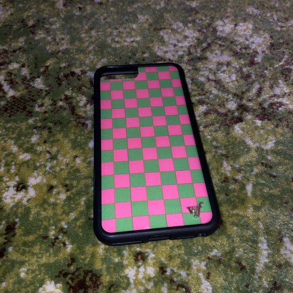 iPhone6/7/8 + PLUS WildFlower Brands. Case - Picture 1 of 3